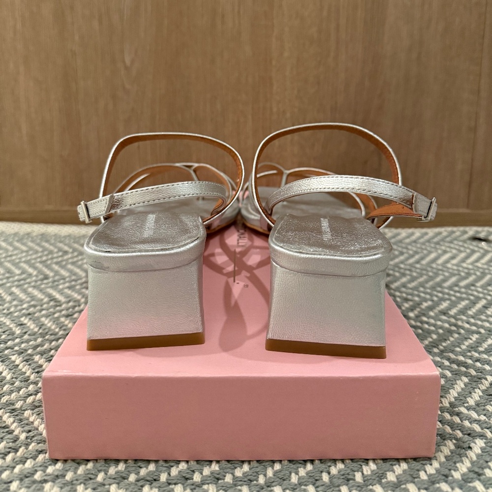 Intentionally Blank Pup Sandals Size 39 - Picture 8 of 13